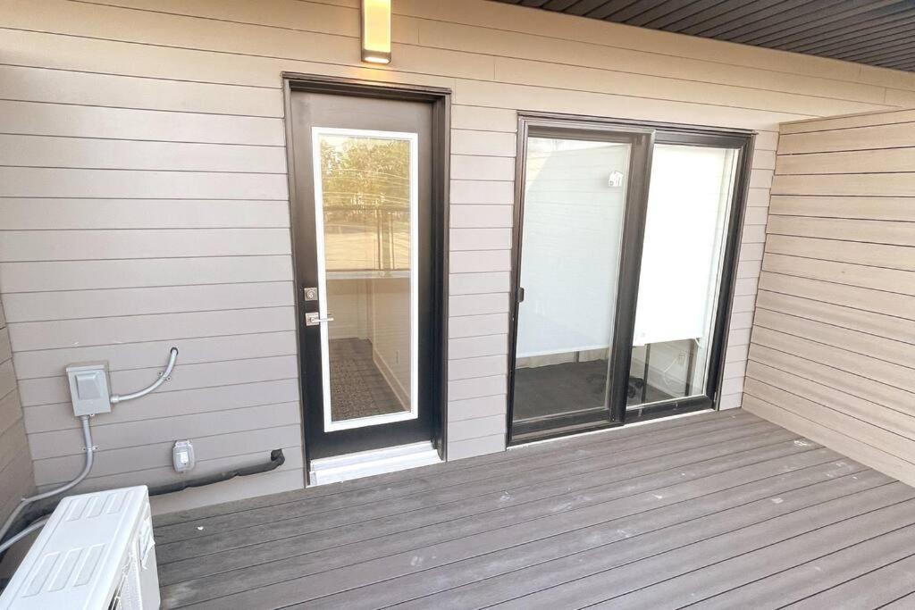 Exquisite, Bright & Modern Condo. Niagara-Fälle Exterior foto